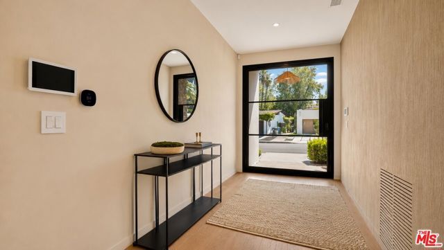 5576 El Canon Avenue, Woodland Hills (los Angeles), CA 91367