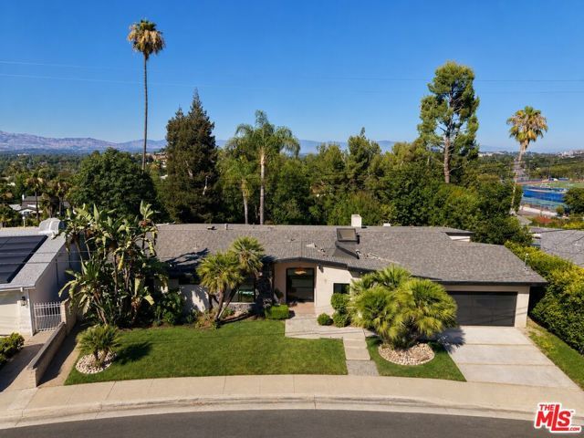 5576 El Canon Avenue, Woodland Hills (los Angeles), CA 91367