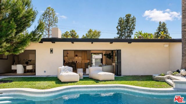 5576 El Canon Avenue, Woodland Hills (los Angeles), CA 91367