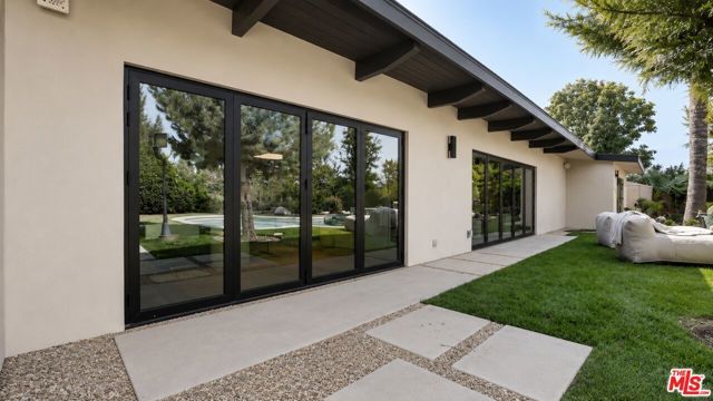 5576 El Canon Avenue, Woodland Hills (los Angeles), CA 91367