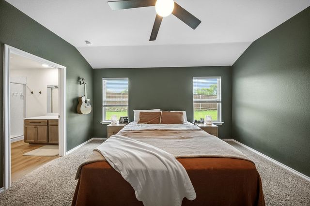 206 Nokota Drive, Leonard, TX 75452