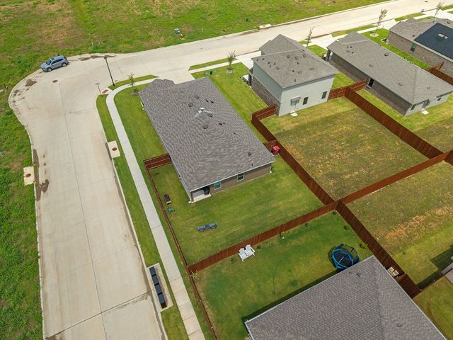 206 Nokota Drive, Leonard, TX 75452