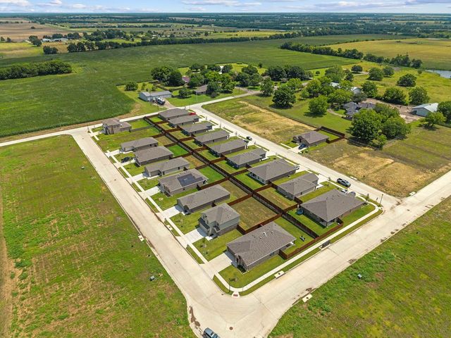 206 Nokota Drive, Leonard, TX 75452