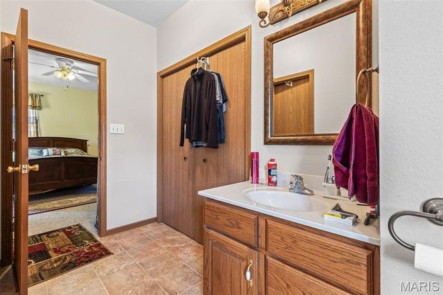 13 Janice Road, Farmington, MO 63640