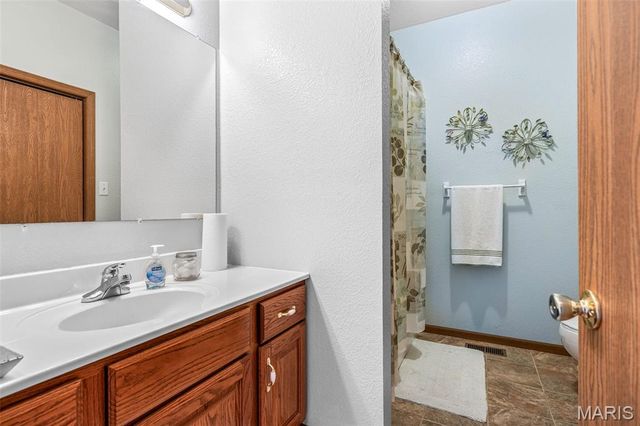 13 Janice Road, Farmington, MO 63640