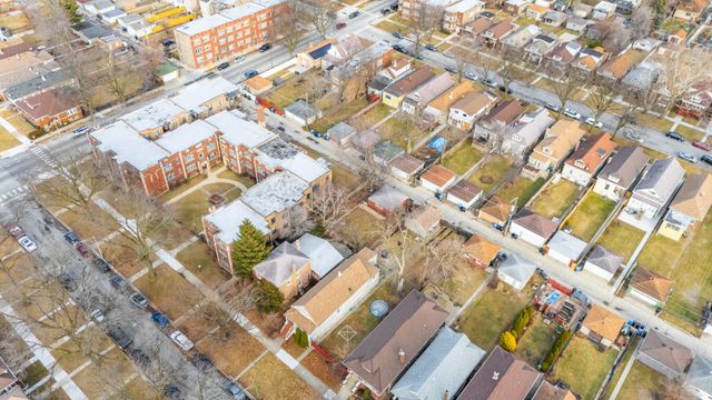 7627 S Prairie Avenue, Chicago, IL 60619