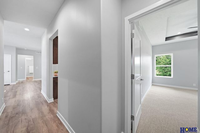 8121 Kallum Drive, Lincoln, NE 68516