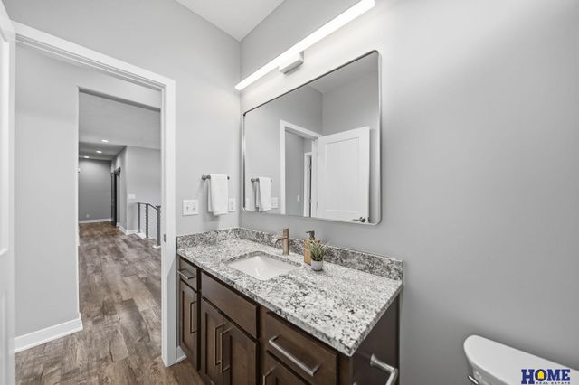 8121 Kallum Drive, Lincoln, NE 68516