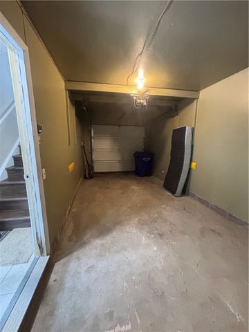 972 Eastbrooke Lane, Brighton, NY 14618