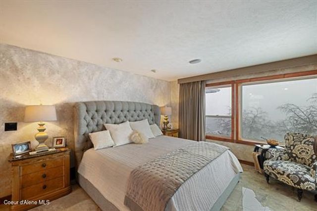 6011 E JOSEPH LN, Spokane, WA 99217