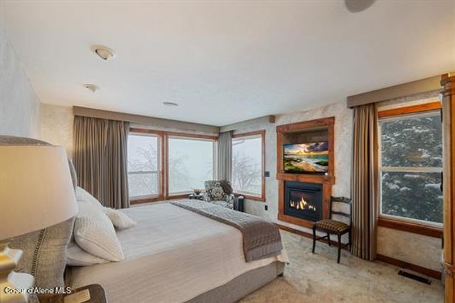 6011 E JOSEPH LN, Spokane, WA 99217