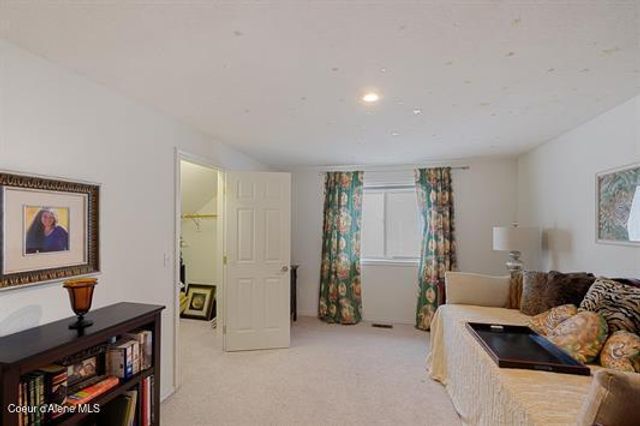 6011 E JOSEPH LN, Spokane, WA 99217