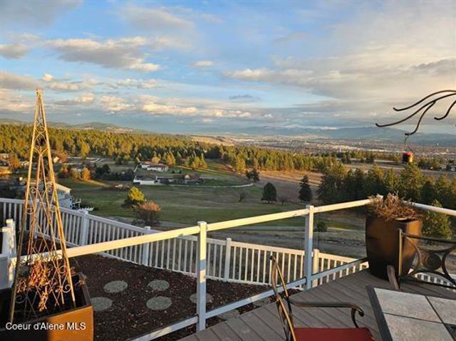 6011 E JOSEPH LN, Spokane, WA 99217