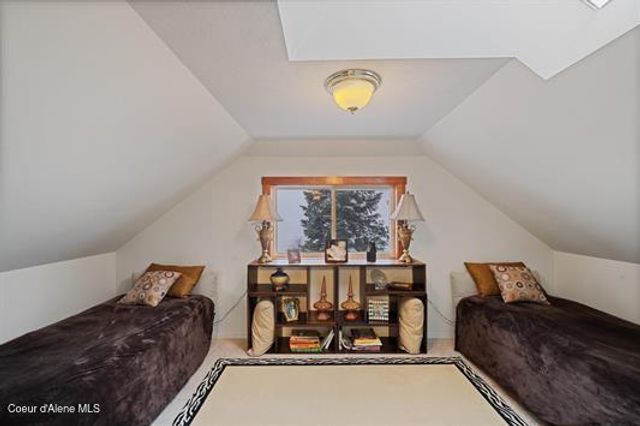 6011 E JOSEPH LN, Spokane, WA 99217