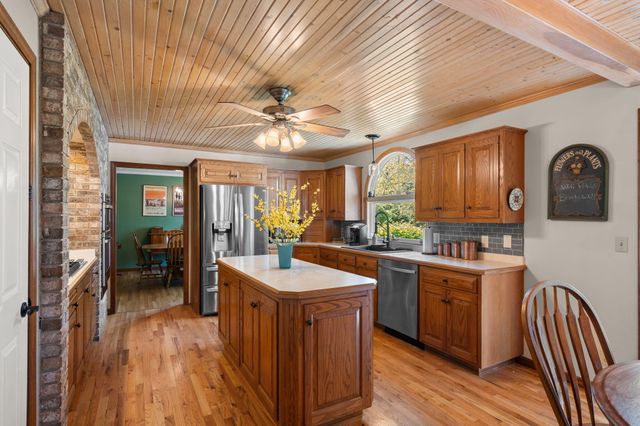 1344 W Gentry Court, La Porte, IN 46350