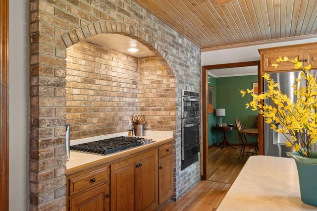 1344 W Gentry Court, La Porte, IN 46350
