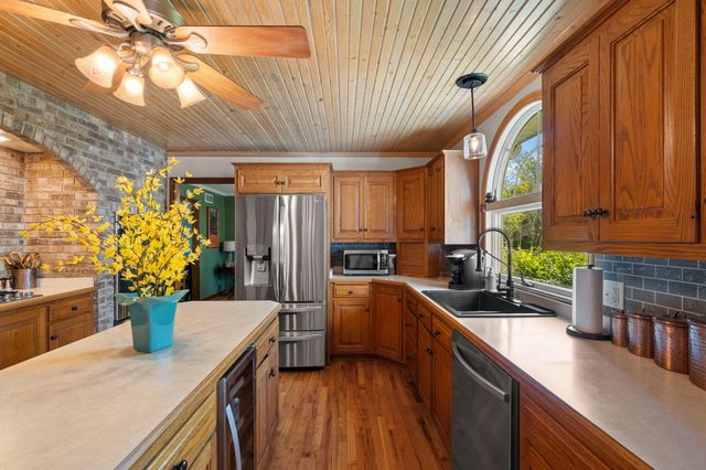 1344 W Gentry Court, La Porte, IN 46350