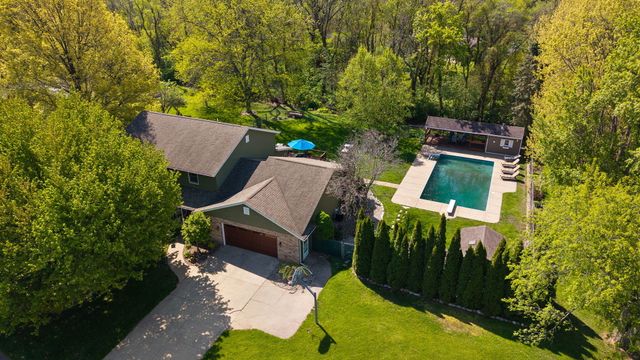 1344 W Gentry Court, La Porte, IN 46350