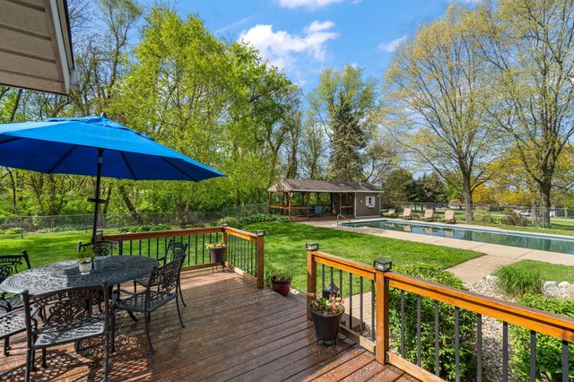1344 W Gentry Court, La Porte, IN 46350