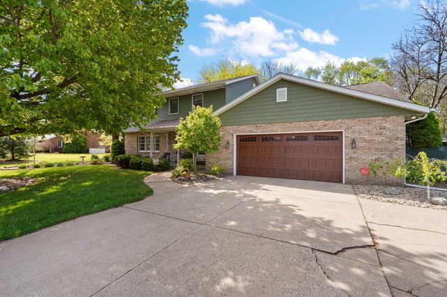 1344 W Gentry Court, La Porte, IN 46350