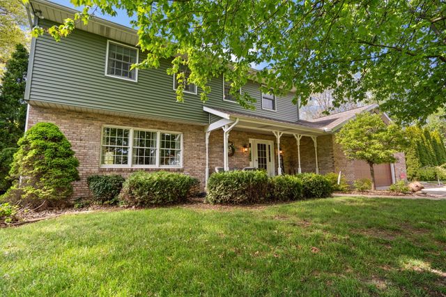 1344 W Gentry Court, La Porte, IN 46350
