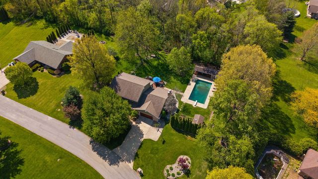 1344 W Gentry Court, La Porte, IN 46350