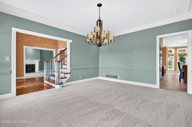 7505 Deer View Ct, Louisville, KY 40241
