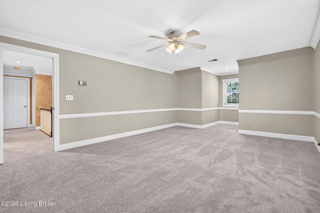 7505 Deer View Ct, Louisville, KY 40241