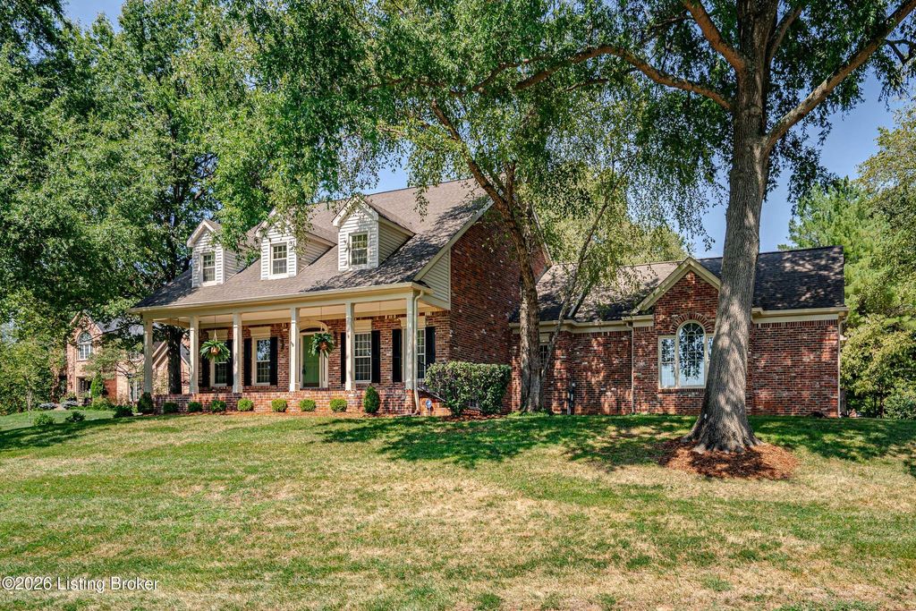 7505 Deer View Ct, Louisville, KY 40241