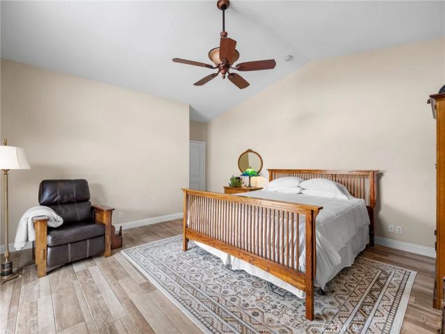 19544 Oneida, Apple Valley, CA 92307