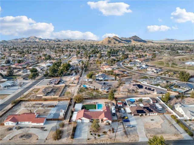 19544 Oneida, Apple Valley, CA 92307