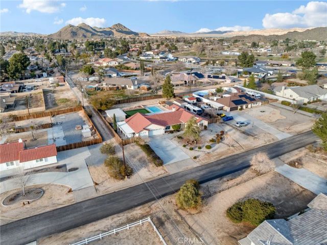 19544 Oneida, Apple Valley, CA 92307