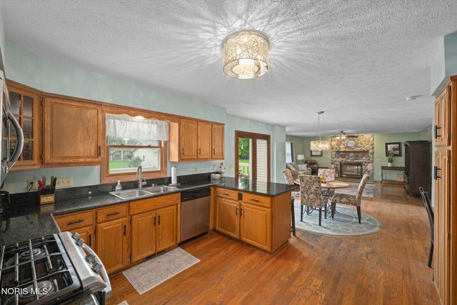 22119 W Bittersweet Lane, Curtice, OH 43412