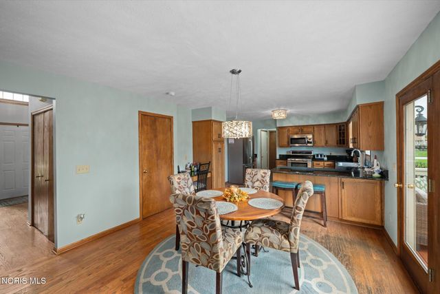 22119 W Bittersweet Lane, Curtice, OH 43412