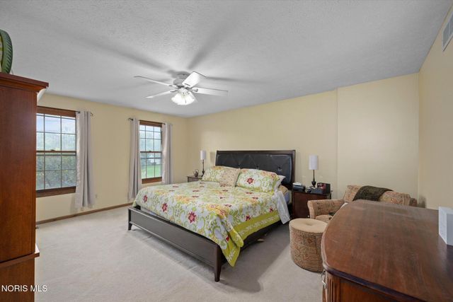 22119 W Bittersweet Lane, Curtice, OH 43412