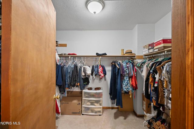 22119 W Bittersweet Lane, Curtice, OH 43412