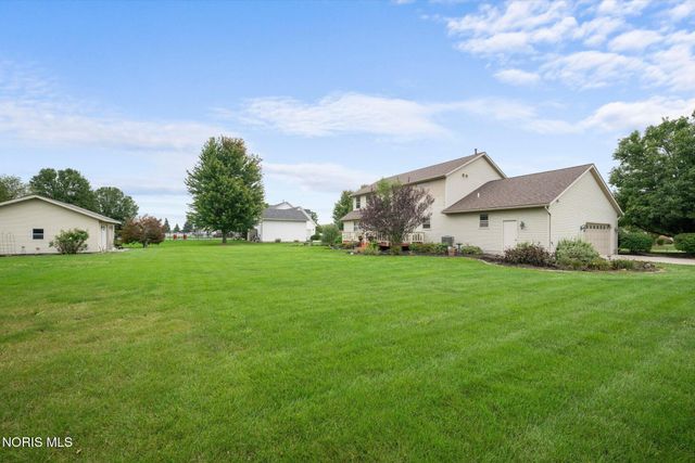 22119 W Bittersweet Lane, Curtice, OH 43412