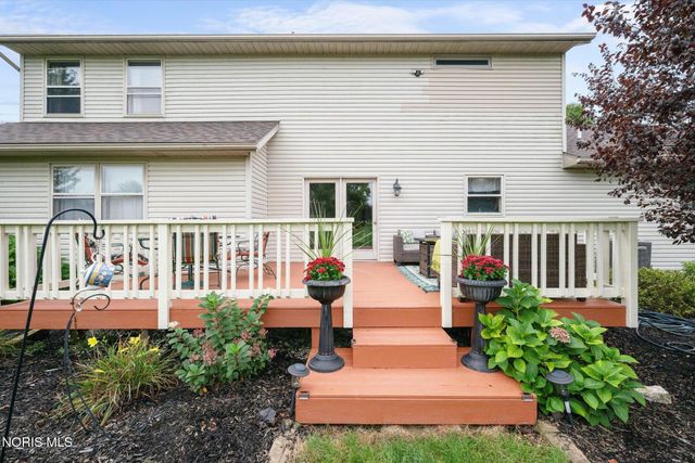 22119 W Bittersweet Lane, Curtice, OH 43412