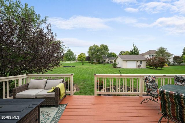22119 W Bittersweet Lane, Curtice, OH 43412