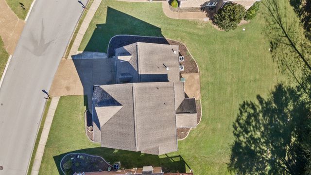 201 Cobblestone Lndg, Mount Juliet, TN 37122