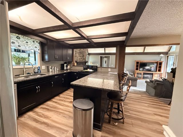 21470 Oak Park Lane, Siloam Springs, AR 72761