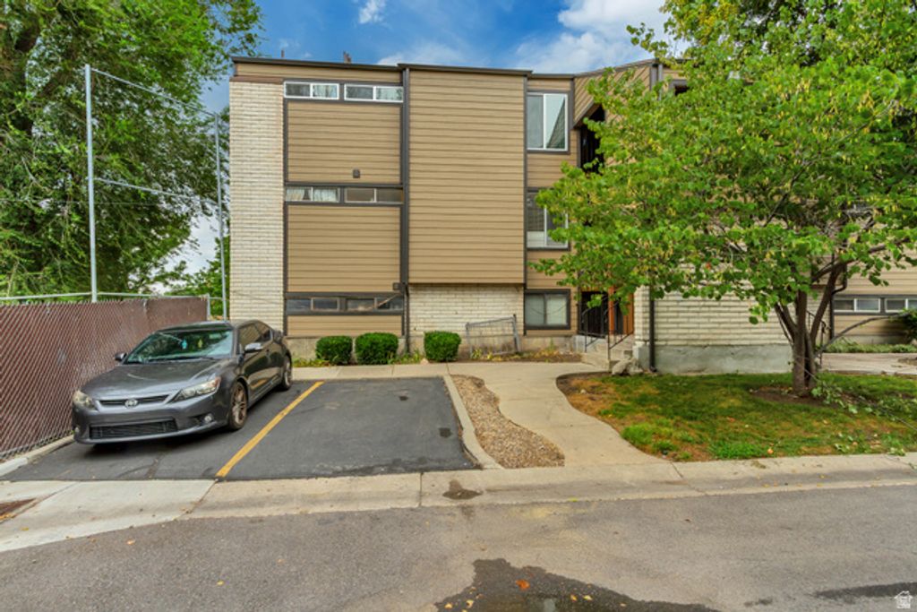 2438 S ELIZABETH ST #5, Salt Lake City, UT 84106 — photo 3