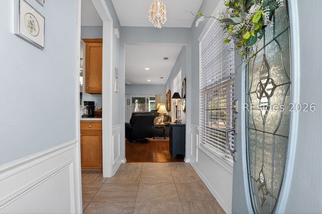 19 Beaufort River Rd, Bluffton, SC 29909