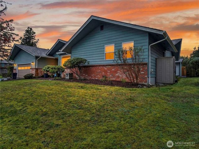 1507 Ocean Beach Boulevard S, Long Beach, WA 98631