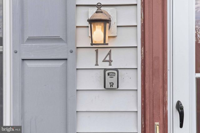 14 CRANFIELD CT, Elizabethtown, PA 17022
