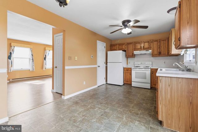 14 CRANFIELD CT, Elizabethtown, PA 17022