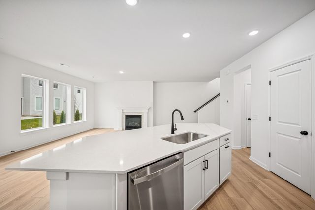 1103 150th Street W, Rosemount, MN 55068