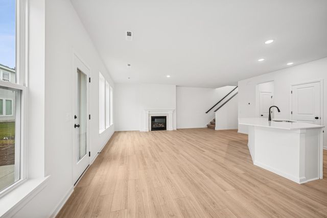 1103 150th Street W, Rosemount, MN 55068