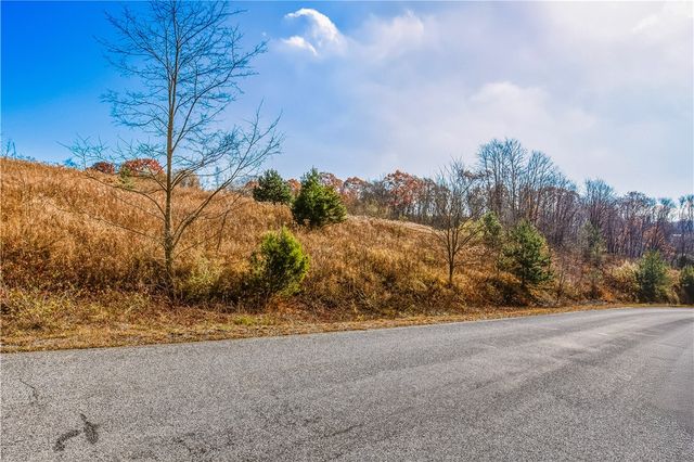 000 Oak Crest Drive, Jenner Twp, PA 15563