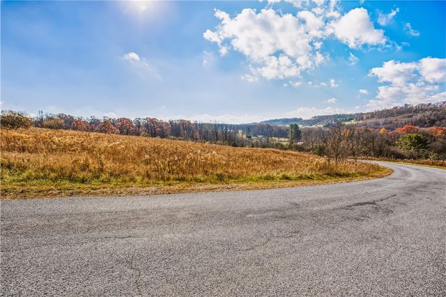 000 Oak Crest Drive, Jenner Twp, PA 15563